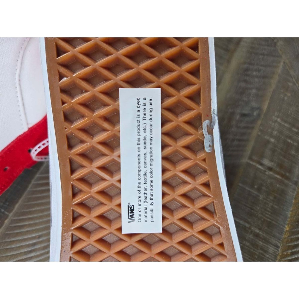 Vans Low Top Skate Shoes Red White Canvas Suede Mens 11.5 1721356 NEW - Picture 4 of 9